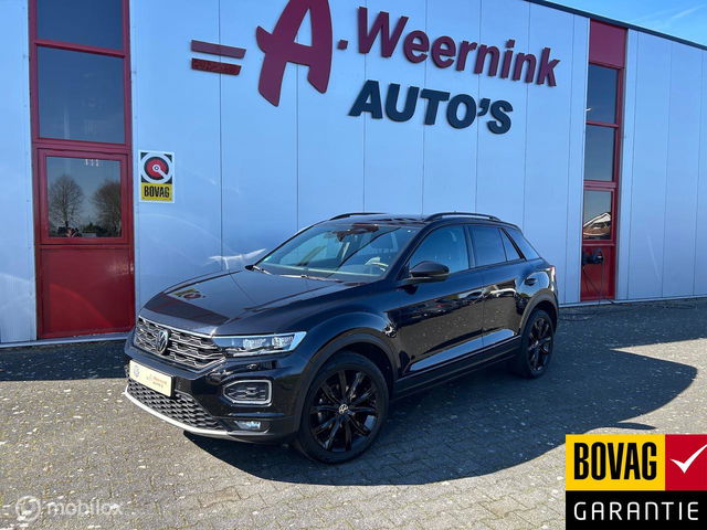 Volkswagen T-Roc - 1.5 TSI Sport Blackstyle Aut. Trekhaak Camera
