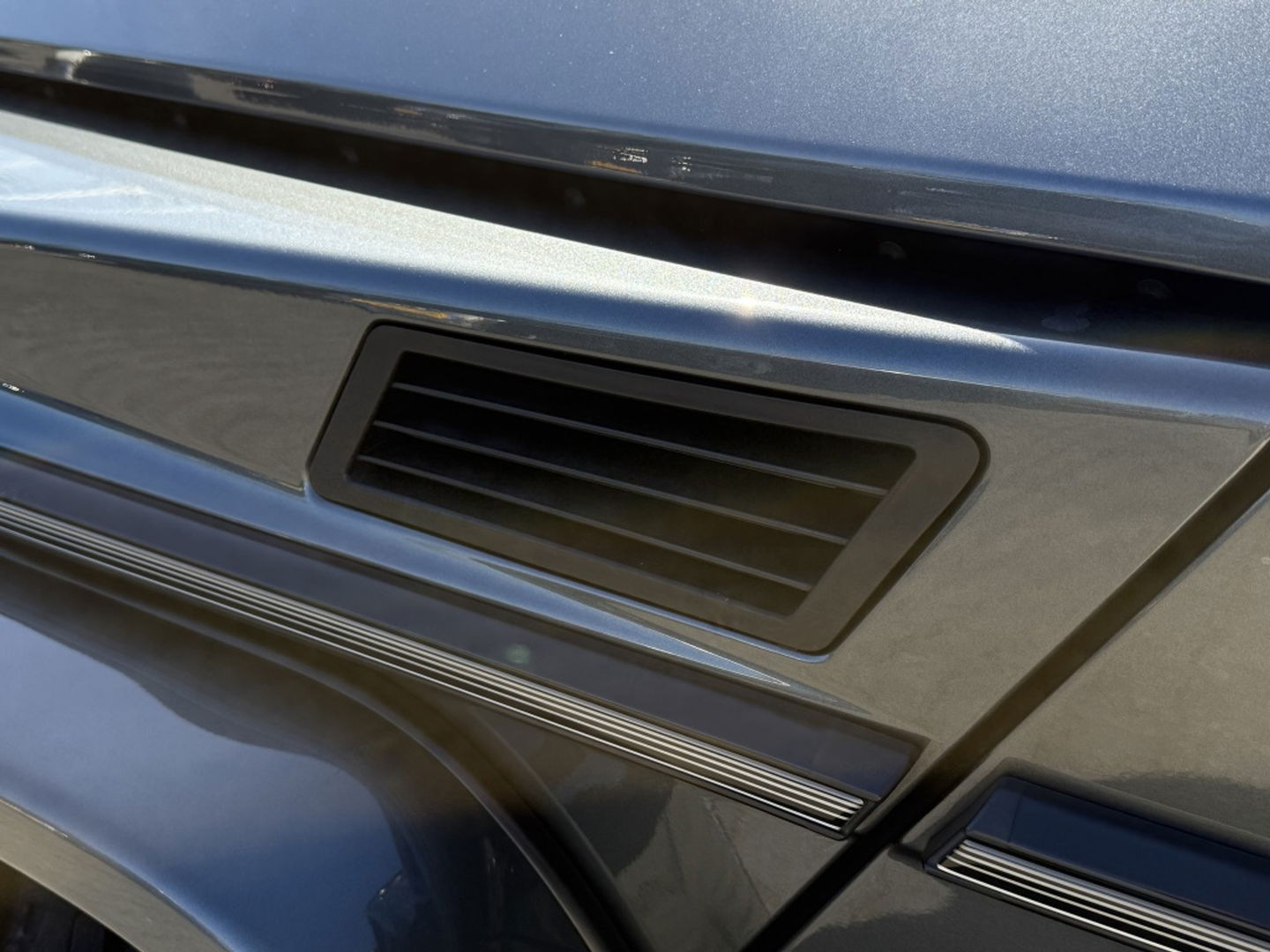 Mercedes-Benz G-Klasse G350 V6 / AMG / Designo / grijs kenteken / LED