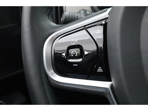 Volvo V90 2.0 T6 Plug-in hybrid AWD Ultimate Bright | Pano | 360 Cam | Stoel ventilatie | ACC | Blis | H&K Audio | uitvoering controleren