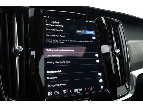 Volvo V90 2.0 T6 Plug-in hybrid AWD Ultimate Bright | Pano | 360 Cam | Stoel ventilatie | ACC | Blis | H&K Audio | uitvoering controleren