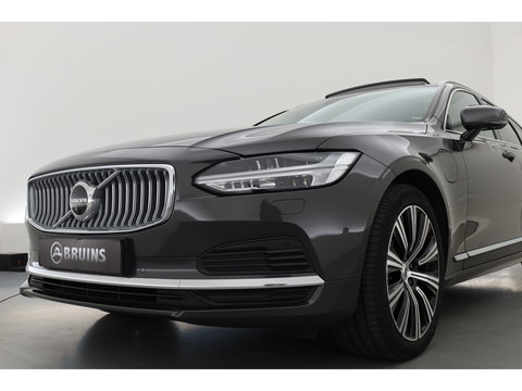Volvo V90 2.0 T6 Plug-in hybrid AWD Ultimate Bright | Pano | 360 Cam | Stoel ventilatie | ACC | Blis | H&K Audio | uitvoering controleren