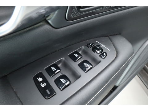 Volvo V90 2.0 T6 Plug-in hybrid AWD Ultimate Bright | Pano | 360 Cam | Stoel ventilatie | ACC | Blis | H&K Audio | uitvoering controleren