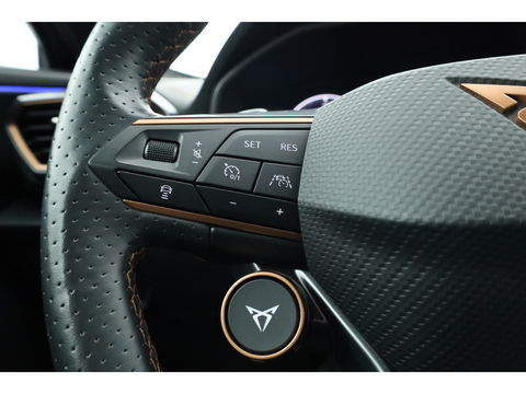 CUPRA Formentor 1.4 e-Hybrid VZ Performance | Dig. Cockpit | Elek. Trekhaak | Camera | Keyless | Adapt. Cruise | Stoelverw.