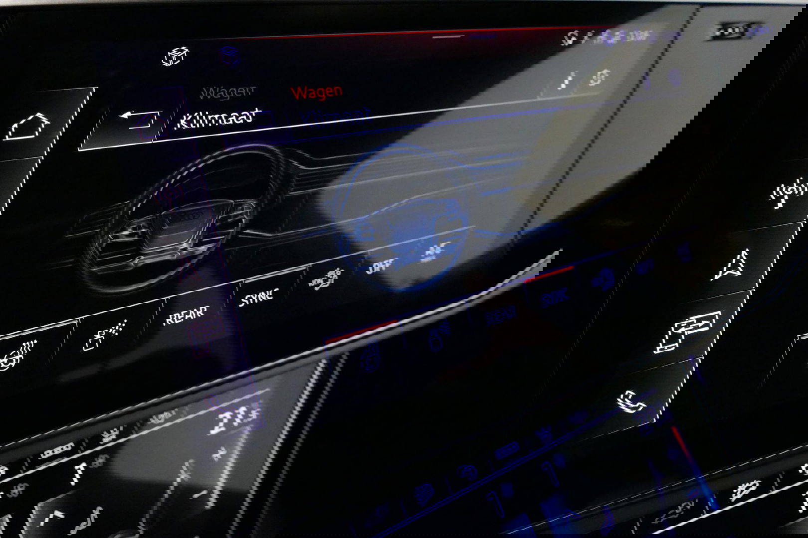 Audi Q7 55 TFSI e quattro Pro Line / S Line / Panoramadak / Matrix Laser koplampen / Elektr. verstelbare voorstoelen / Luchtvering / HUD / Stoelverwarming voor + achter / Apple Carplay - Android Auto / Bang&Olufsen Sound / 22'' LMV / Elektr. wegklapbare trekhaak 