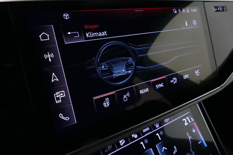 Audi Q7 55 TFSI e quattro Pro Line / S Line / Panoramadak / Matrix Laser koplampen / Elektr. verstelbare voorstoelen / Luchtvering / HUD / Stoelverwarming voor + achter / Apple Carplay - Android Auto / Bang&Olufsen Sound / 22'' LMV / Elektr. wegklapbare trekhaak 