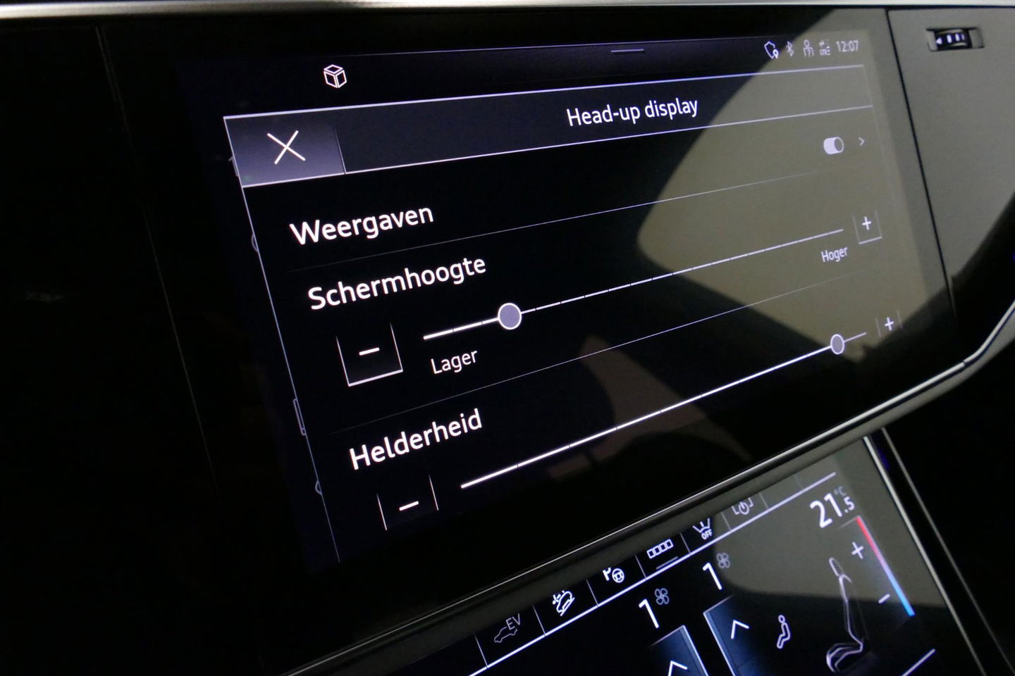 Audi Q7 55 TFSI e quattro Pro Line / S Line / Panoramadak / Matrix Laser koplampen / Elektr. verstelbare voorstoelen / Luchtvering / HUD / Stoelverwarming voor + achter / Apple Carplay - Android Auto / Bang&Olufsen Sound / 22'' LMV / Elektr. wegklapbare trekhaak 