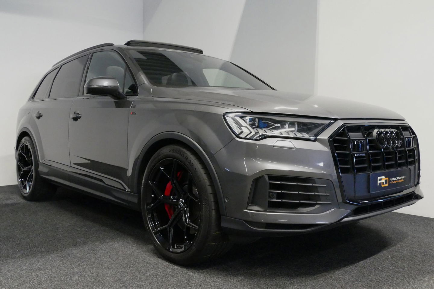 Audi Q7 55 TFSI e quattro Pro Line / S Line / Panoramadak / Matrix Laser koplampen / Elektr. verstelbare voorstoelen / Luchtvering / HUD / Stoelverwarming voor + achter / Apple Carplay - Android Auto / Bang&Olufsen Sound / 22'' LMV / Elektr. wegklapbare trekhaak 