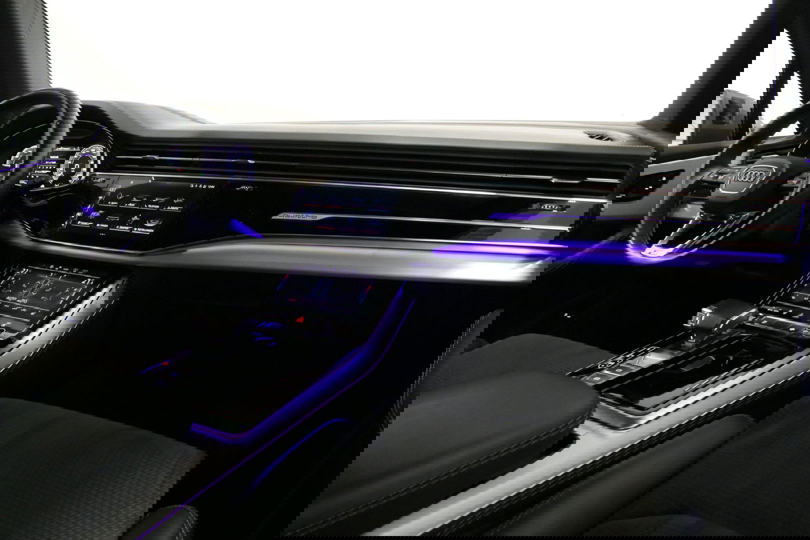 Audi Q7 55 TFSI e quattro Pro Line / S Line / Panoramadak / Matrix Laser koplampen / Elektr. verstelbare voorstoelen / Luchtvering / HUD / Stoelverwarming voor + achter / Apple Carplay - Android Auto / Bang&Olufsen Sound / 22'' LMV / Elektr. wegklapbare trekhaak 