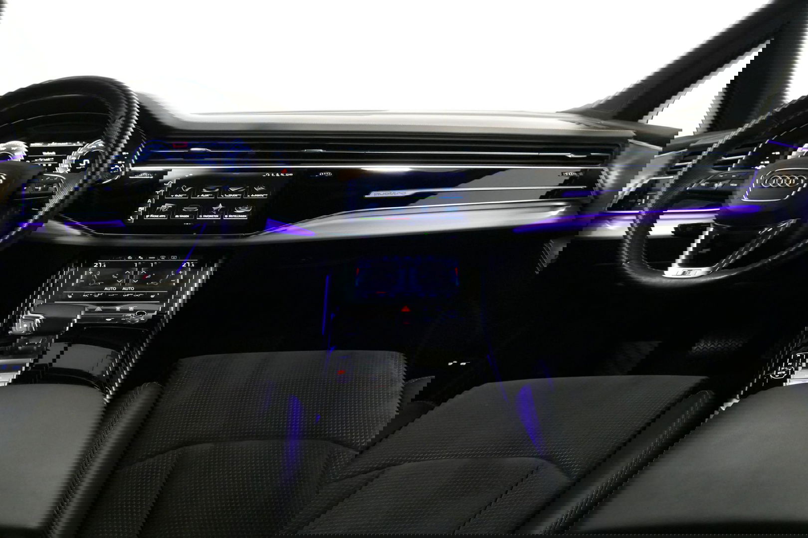 Audi Q7 55 TFSI e quattro Pro Line / S Line / Panoramadak / Matrix Laser koplampen / Elektr. verstelbare voorstoelen / Luchtvering / HUD / Stoelverwarming voor + achter / Apple Carplay - Android Auto / Bang&Olufsen Sound / 22'' LMV / Elektr. wegklapbare trekhaak 