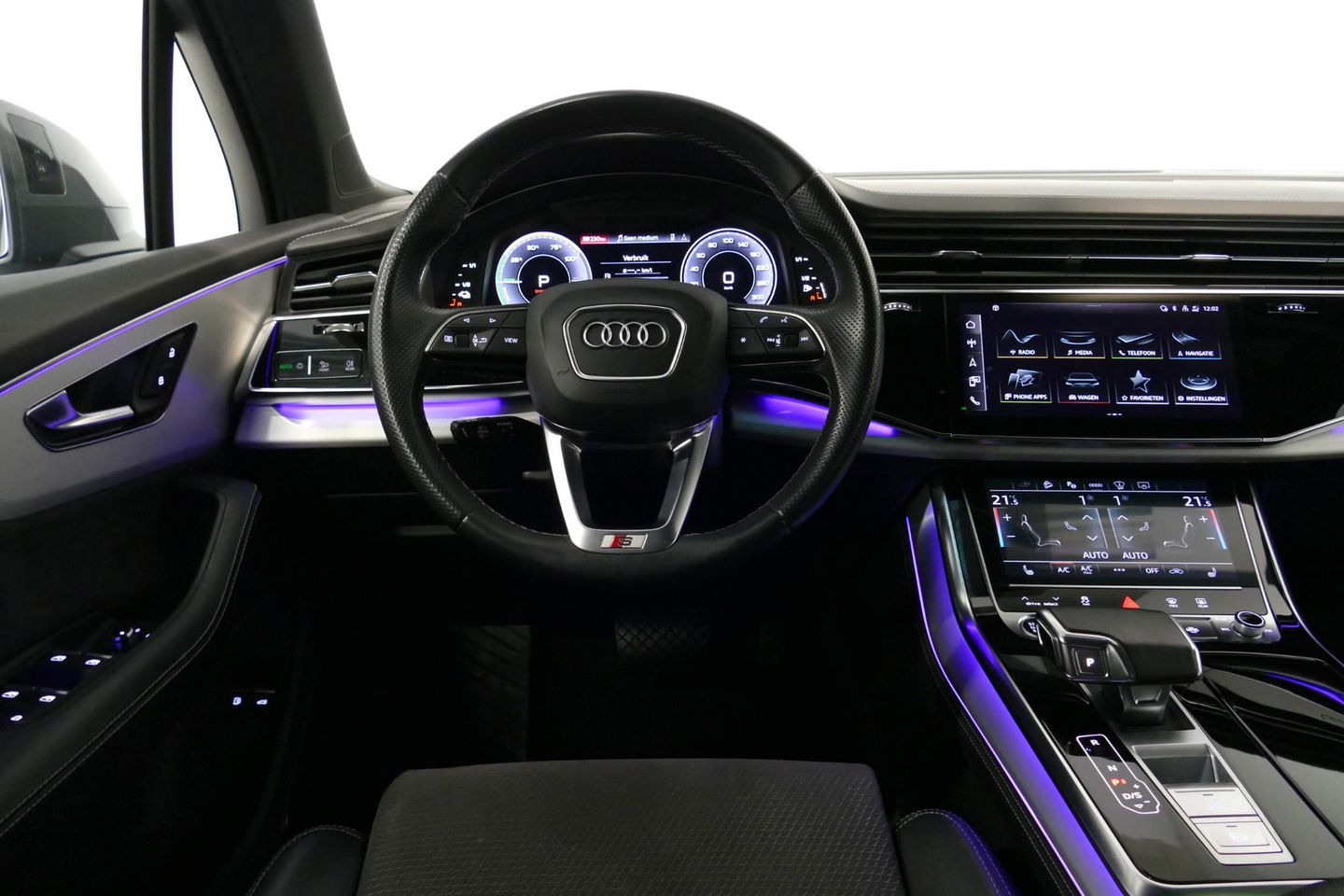 Audi Q7 55 TFSI e quattro Pro Line / S Line / Panoramadak / Matrix Laser koplampen / Elektr. verstelbare voorstoelen / Luchtvering / HUD / Stoelverwarming voor + achter / Apple Carplay - Android Auto / Bang&Olufsen Sound / 22'' LMV / Elektr. wegklapbare trekhaak 