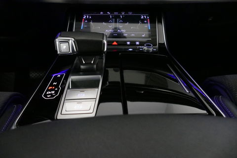 Audi Q7 55 TFSI e quattro Pro Line / S Line / Panoramadak / Matrix Laser koplampen / Elektr. verstelbare voorstoelen / Luchtvering / HUD / Stoelverwarming voor + achter / Apple Carplay - Android Auto / Bang&Olufsen Sound / 22'' LMV / Elektr. wegklapbare trekhaak 