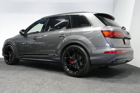 Audi Q7 55 TFSI e quattro Pro Line / S Line / Panoramadak / Matrix Laser koplampen / Elektr. verstelbare voorstoelen / Luchtvering / HUD / Stoelverwarming voor + achter / Apple Carplay - Android Auto / Bang&Olufsen Sound / 22'' LMV / Elektr. wegklapbare trekhaak 