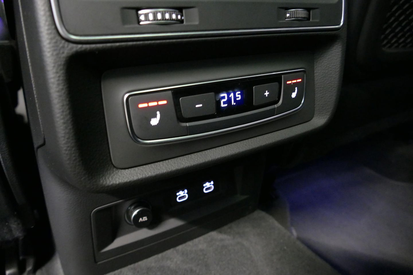 Audi Q7 55 TFSI e quattro Pro Line / S Line / Panoramadak / Matrix Laser koplampen / Elektr. verstelbare voorstoelen / Luchtvering / HUD / Stoelverwarming voor + achter / Apple Carplay - Android Auto / Bang&Olufsen Sound / 22'' LMV / Elektr. wegklapbare trekhaak 