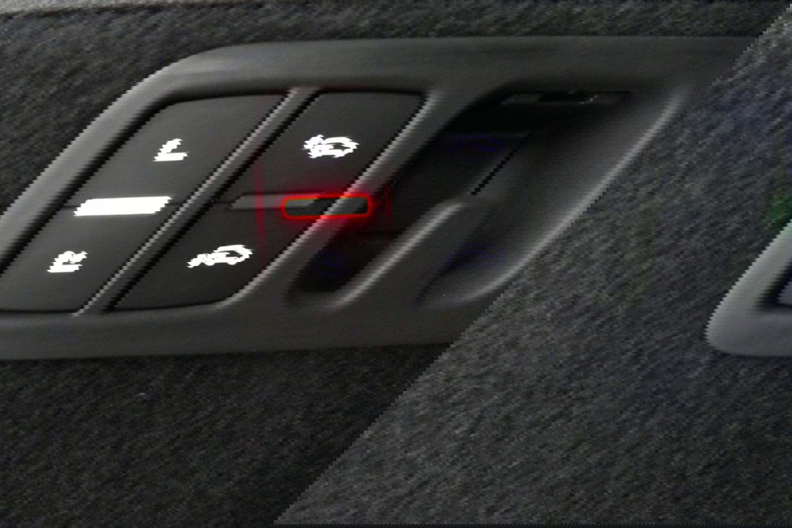 Audi Q7 55 TFSI e quattro Pro Line / S Line / Panoramadak / Matrix Laser koplampen / Elektr. verstelbare voorstoelen / Luchtvering / HUD / Stoelverwarming voor + achter / Apple Carplay - Android Auto / Bang&Olufsen Sound / 22'' LMV / Elektr. wegklapbare trekhaak 