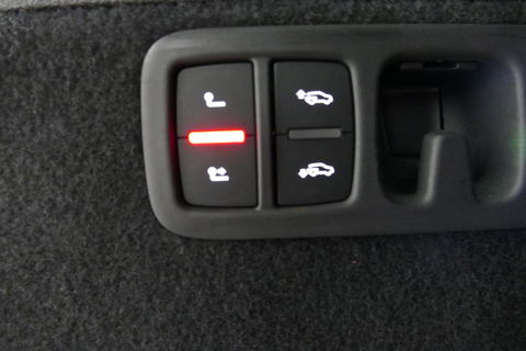 Audi Q7 55 TFSI e quattro Pro Line / S Line / Panoramadak / Matrix Laser koplampen / Elektr. verstelbare voorstoelen / Luchtvering / HUD / Stoelverwarming voor + achter / Apple Carplay - Android Auto / Bang&Olufsen Sound / 22'' LMV / Elektr. wegklapbare trekhaak 