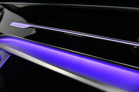 Audi Q7 55 TFSI e quattro Pro Line / S Line / Panoramadak / Matrix Laser koplampen / Elektr. verstelbare voorstoelen / Luchtvering / HUD / Stoelverwarming voor + achter / Apple Carplay - Android Auto / Bang&Olufsen Sound / 22'' LMV / Elektr. wegklapbare trekhaak 