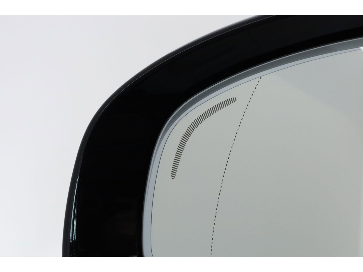 Volvo XC60 2.0 T6 Plug-in hybrid AWD Plus Dark | Pano | Pilot Assist | Head-up | 360cam | Keyless | Harman Kardon | Stoel- Stuurverw. |