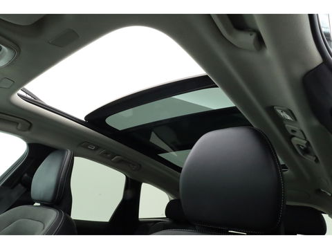 Volvo XC60 2.0 T6 Plug-in hybrid AWD Plus Dark | Pano | Pilot Assist | Head-up | 360cam | Keyless | Harman Kardon | Stoel- Stuurverw. |