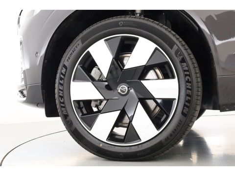 Volvo XC60 2.0 T6 Plug-in hybrid AWD Plus Dark | Pano | Pilot Assist | Head-up | 360cam | Keyless | Harman Kardon | Stoel- Stuurverw. |