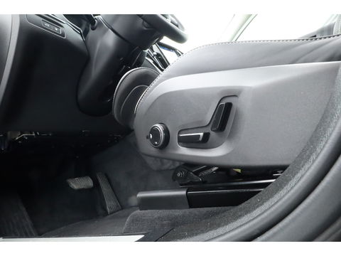 Volvo XC60 2.0 T6 Plug-in hybrid AWD Plus Dark | Pano | Pilot Assist | Head-up | 360cam | Keyless | Harman Kardon | Stoel- Stuurverw. |