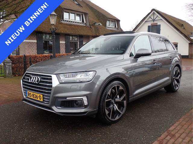 Audi Q7 - 3.0 TDI e-tron quattro Sport / TREKHAAK / 22''INCH / HEADUP / CAMERA / ACC / PANODAK