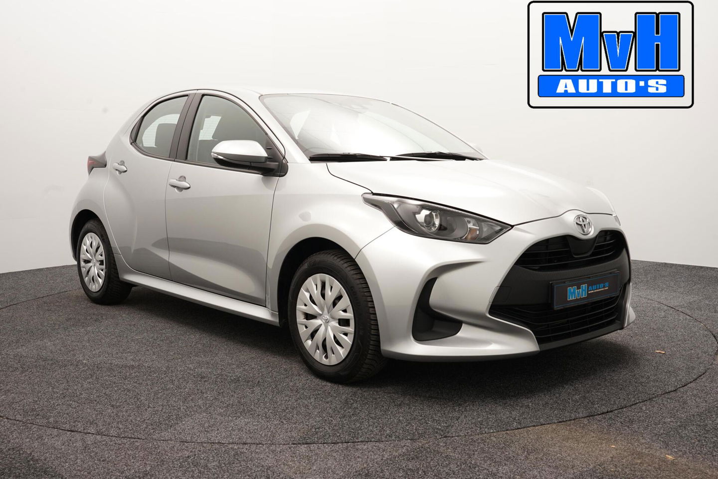Toyota Yaris 1.5 VVT-i Active|CAMERA|ADAP.CRUISE|CARPLAY|NAP