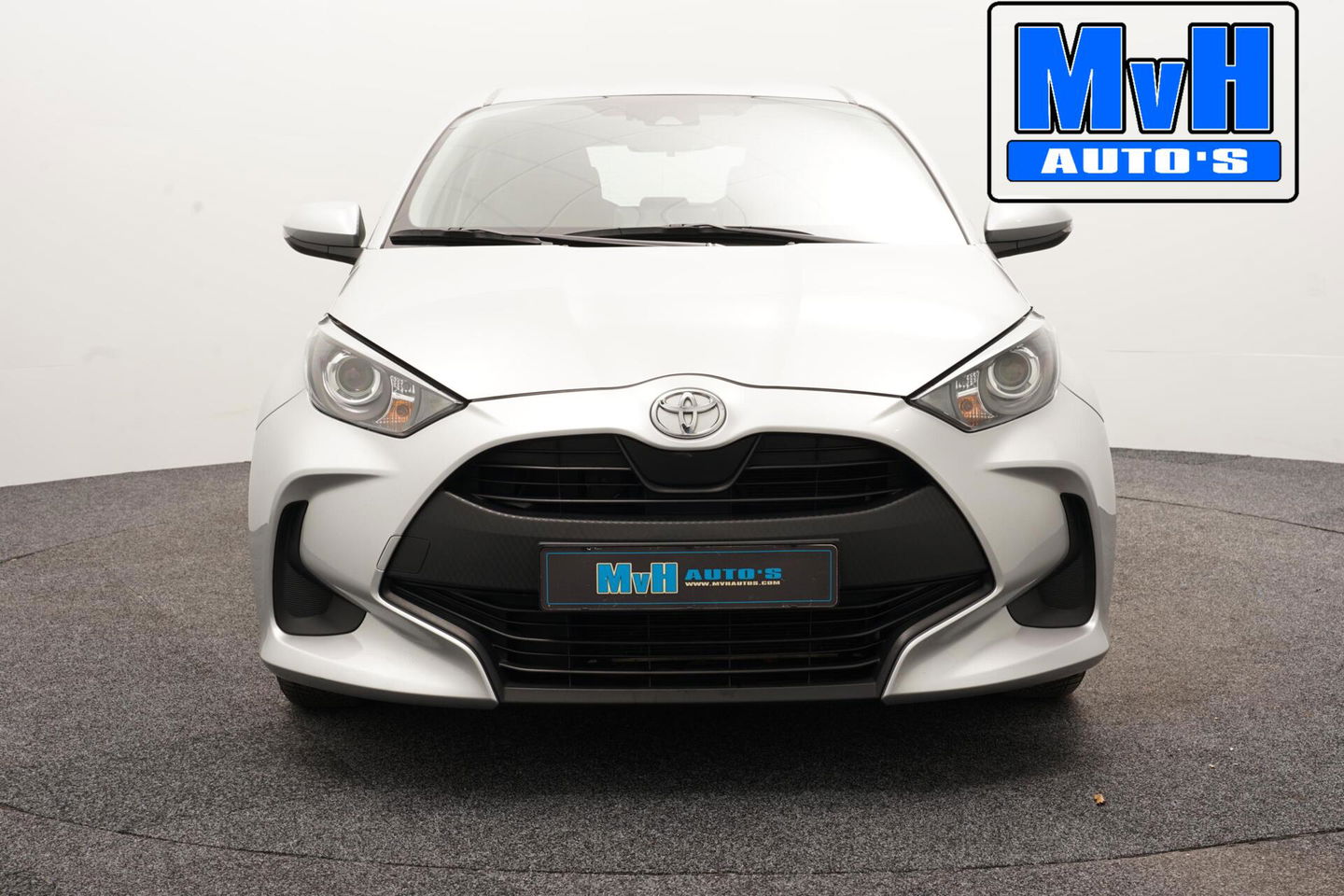 Toyota Yaris 1.5 VVT-i Active|CAMERA|ADAP.CRUISE|CARPLAY|NAP