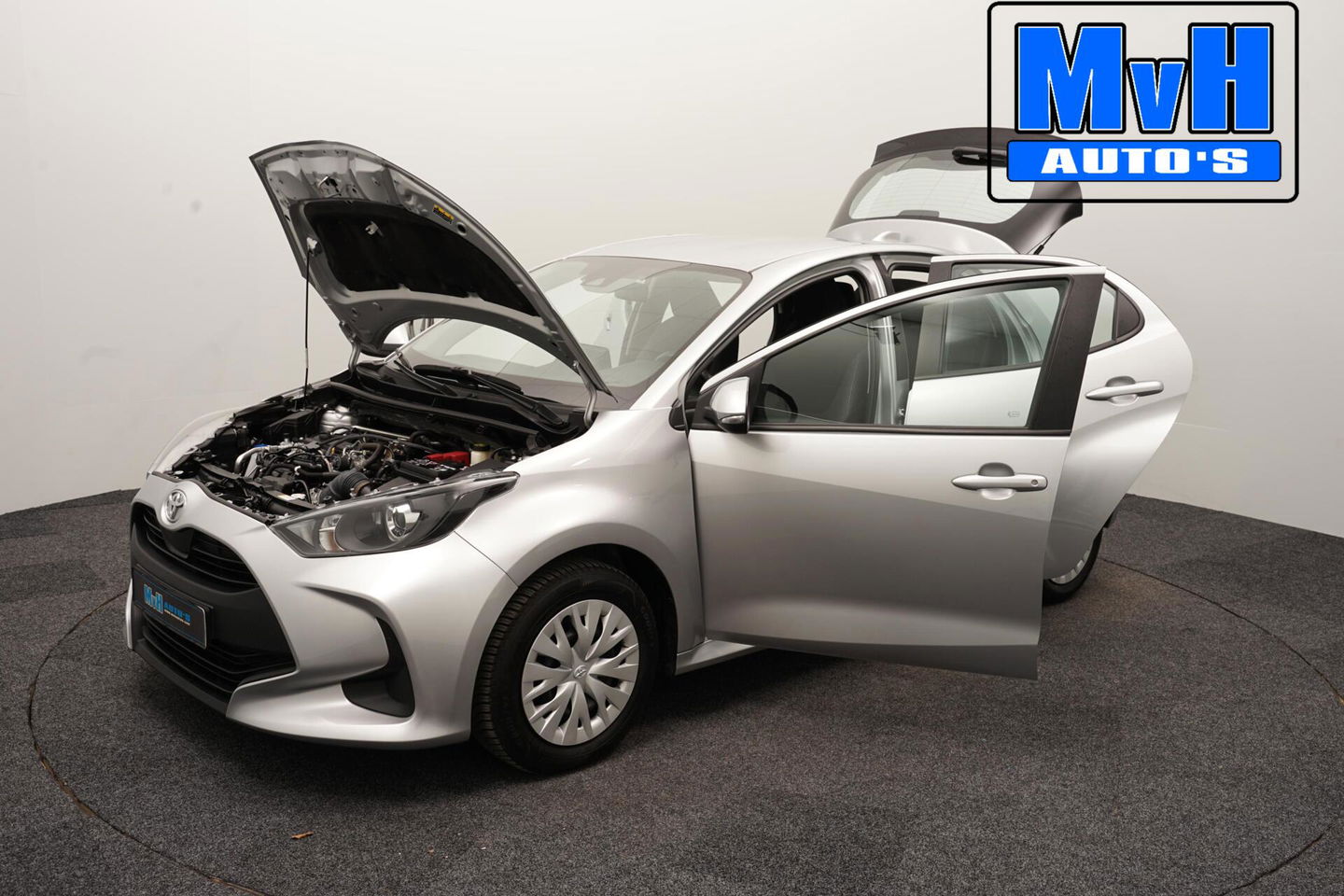 Toyota Yaris 1.5 VVT-i Active|CAMERA|ADAP.CRUISE|CARPLAY|NAP