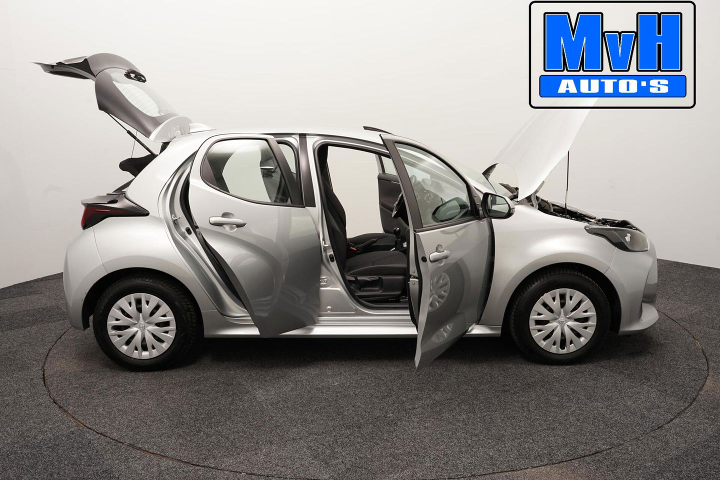 Toyota Yaris 1.5 VVT-i Active|CAMERA|ADAP.CRUISE|CARPLAY|NAP