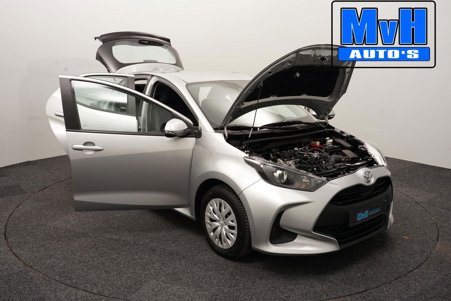 Toyota Yaris 1.5 VVT-i Active|CAMERA|ADAP.CRUISE|CARPLAY|NAP