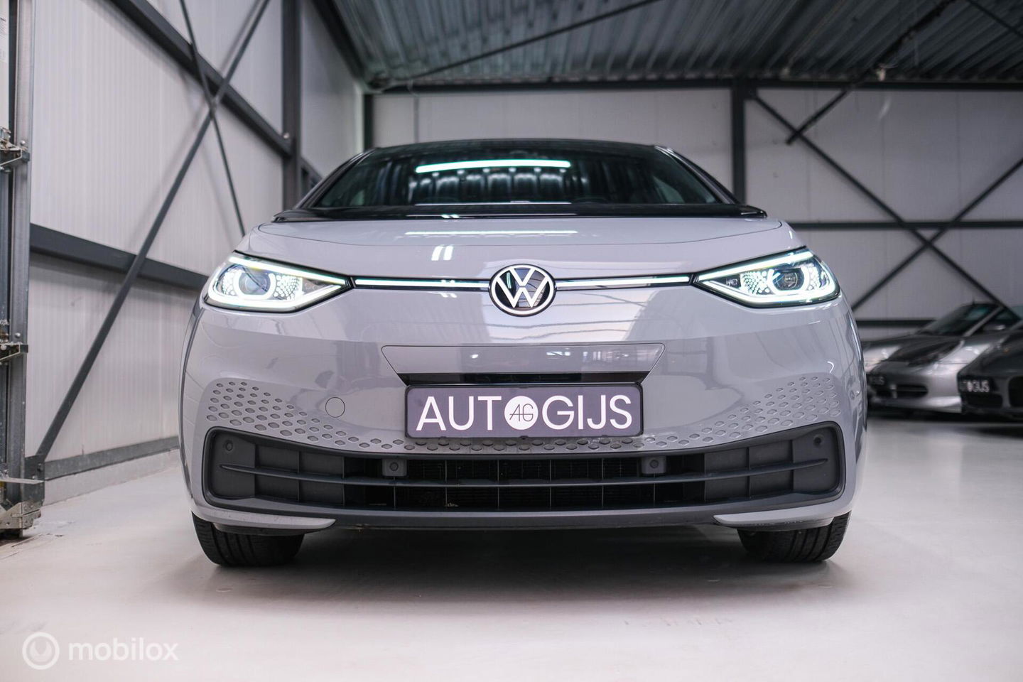 Volkswagen ID.3 Business 58 kWh PRO | Panorama | SOH 94% | Trekhaak | Stoel + stuurwiel verwarming | vol opties | Rijklaarprijs |