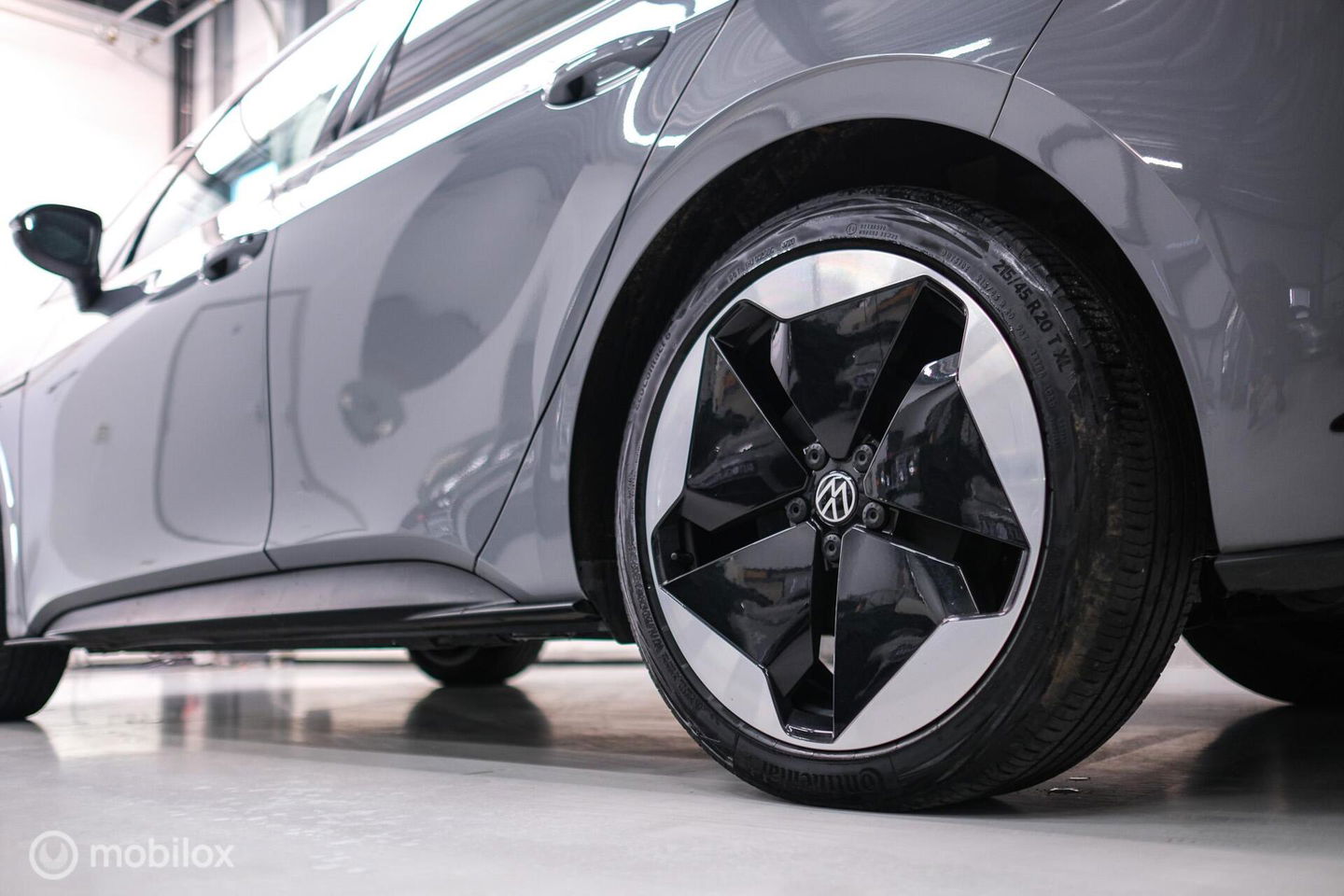 Volkswagen ID.3 Business 58 kWh PRO | Panorama | SOH 94% | Trekhaak | Stoel + stuurwiel verwarming | vol opties | Rijklaarprijs |