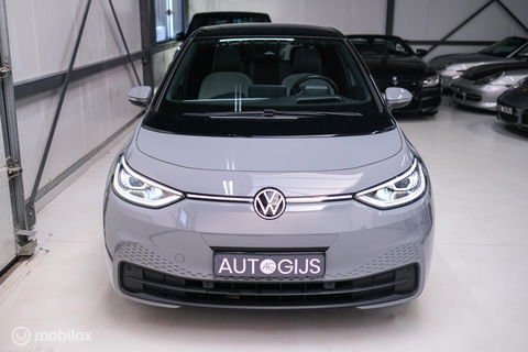 Volkswagen ID.3 Business 58 kWh PRO | Panorama | SOH 94% | Trekhaak | Stoel + stuurwiel verwarming | vol opties | Rijklaarprijs |