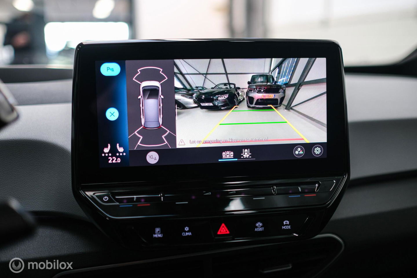 Volkswagen ID.3 Business 58 kWh PRO | Panorama | SOH 94% | Trekhaak | Stoel + stuurwiel verwarming | vol opties | Rijklaarprijs |