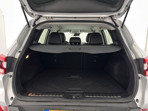 Renault Kadjar 1.5 dCi Bose Aut. *LEATHER-FABRIC | FULL-LED | BOSE-SOUND | BLINDSPOT | HEATED-COMFORTSEATS | KEYLESS | CAMERA | NAVI-FULLMAP | ECC | PDC | CRUISE | DAB | PRIVACYG-GLASS | 19''ALU | TOWBAR*