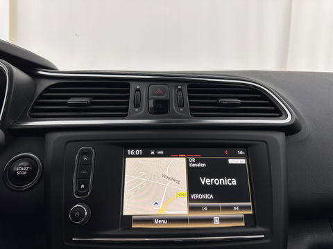 Renault Kadjar 1.5 dCi Bose Aut. *LEATHER-FABRIC | FULL-LED | BOSE-SOUND | BLINDSPOT | HEATED-COMFORTSEATS | KEYLESS | CAMERA | NAVI-FULLMAP | ECC | PDC | CRUISE | DAB | PRIVACYG-GLASS | 19''ALU | TOWBAR*