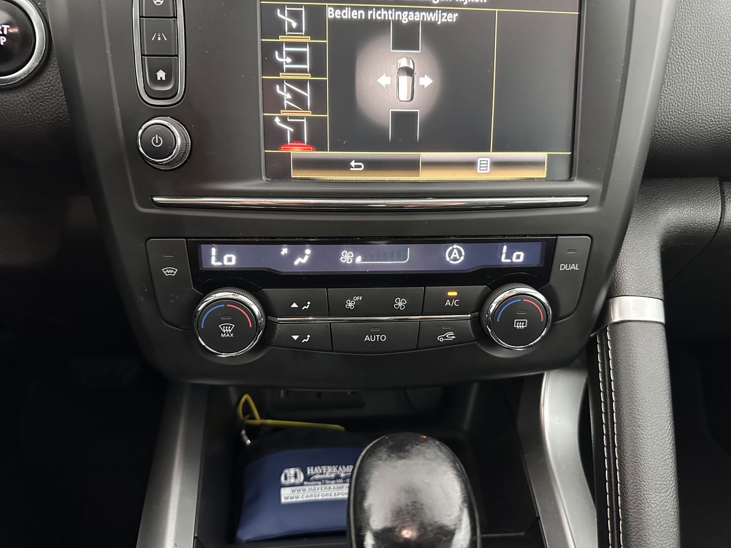 Renault Kadjar 1.5 dCi Bose Aut. *LEATHER-FABRIC | FULL-LED | BOSE-SOUND | BLINDSPOT | HEATED-COMFORTSEATS | KEYLESS | CAMERA | NAVI-FULLMAP | ECC | PDC | CRUISE | DAB | PRIVACYG-GLASS | 19''ALU | TOWBAR*