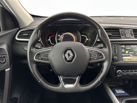Renault Kadjar 1.5 dCi Bose Aut. *LEATHER-FABRIC | FULL-LED | BOSE-SOUND | BLINDSPOT | HEATED-COMFORTSEATS | KEYLESS | CAMERA | NAVI-FULLMAP | ECC | PDC | CRUISE | DAB | PRIVACYG-GLASS | 19''ALU | TOWBAR*