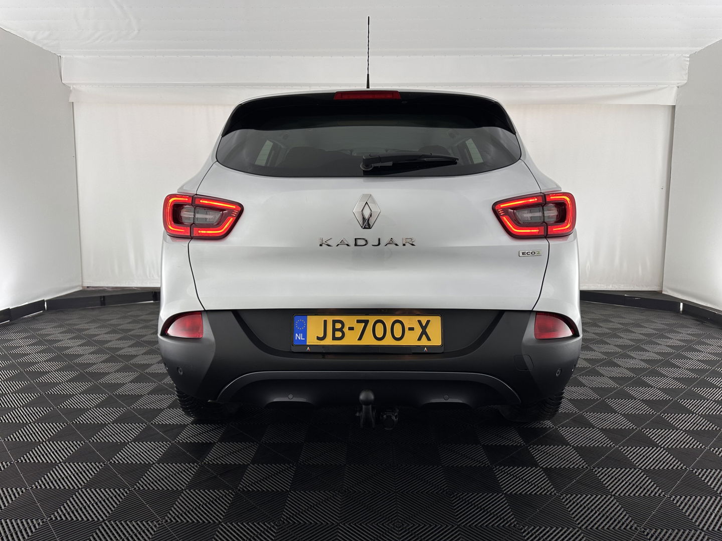 Renault Kadjar 1.5 dCi Bose Aut. *LEATHER-FABRIC | FULL-LED | BOSE-SOUND | BLINDSPOT | HEATED-COMFORTSEATS | KEYLESS | CAMERA | NAVI-FULLMAP | ECC | PDC | CRUISE | DAB | PRIVACYG-GLASS | 19''ALU | TOWBAR*