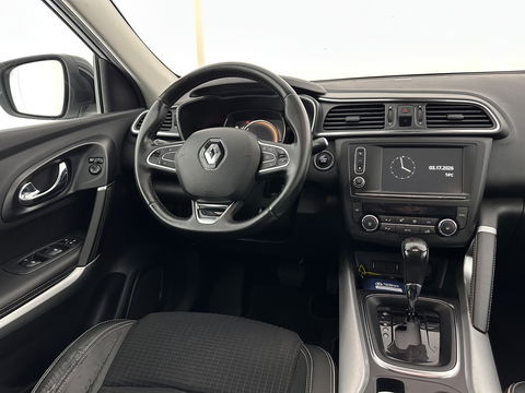 Renault Kadjar 1.5 dCi Bose Aut. *LEATHER-FABRIC | FULL-LED | BOSE-SOUND | BLINDSPOT | HEATED-COMFORTSEATS | KEYLESS | CAMERA | NAVI-FULLMAP | ECC | PDC | CRUISE | DAB | PRIVACYG-GLASS | 19''ALU | TOWBAR*