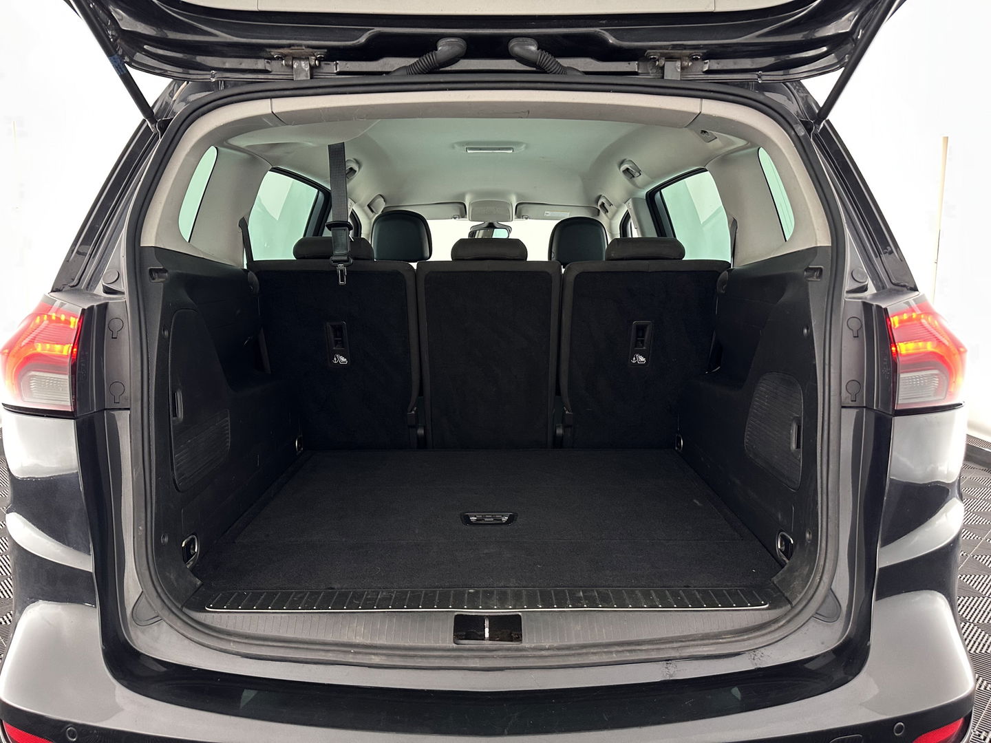 Opel Zafira Tourer 2.0 CDTI Edition *NAVI-FULLMAP | COMFORTSEATS | PRIVACYGLASS | ECC | PDC | CRUISE | 17''ALU*