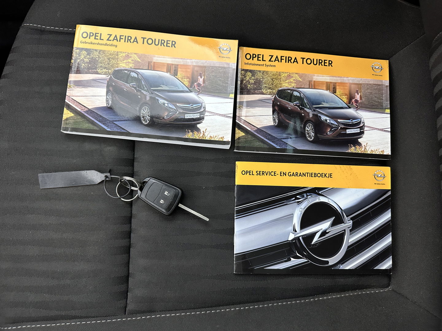 Opel Zafira Tourer 2.0 CDTI Edition *NAVI-FULLMAP | COMFORTSEATS | PRIVACYGLASS | ECC | PDC | CRUISE | 17''ALU*