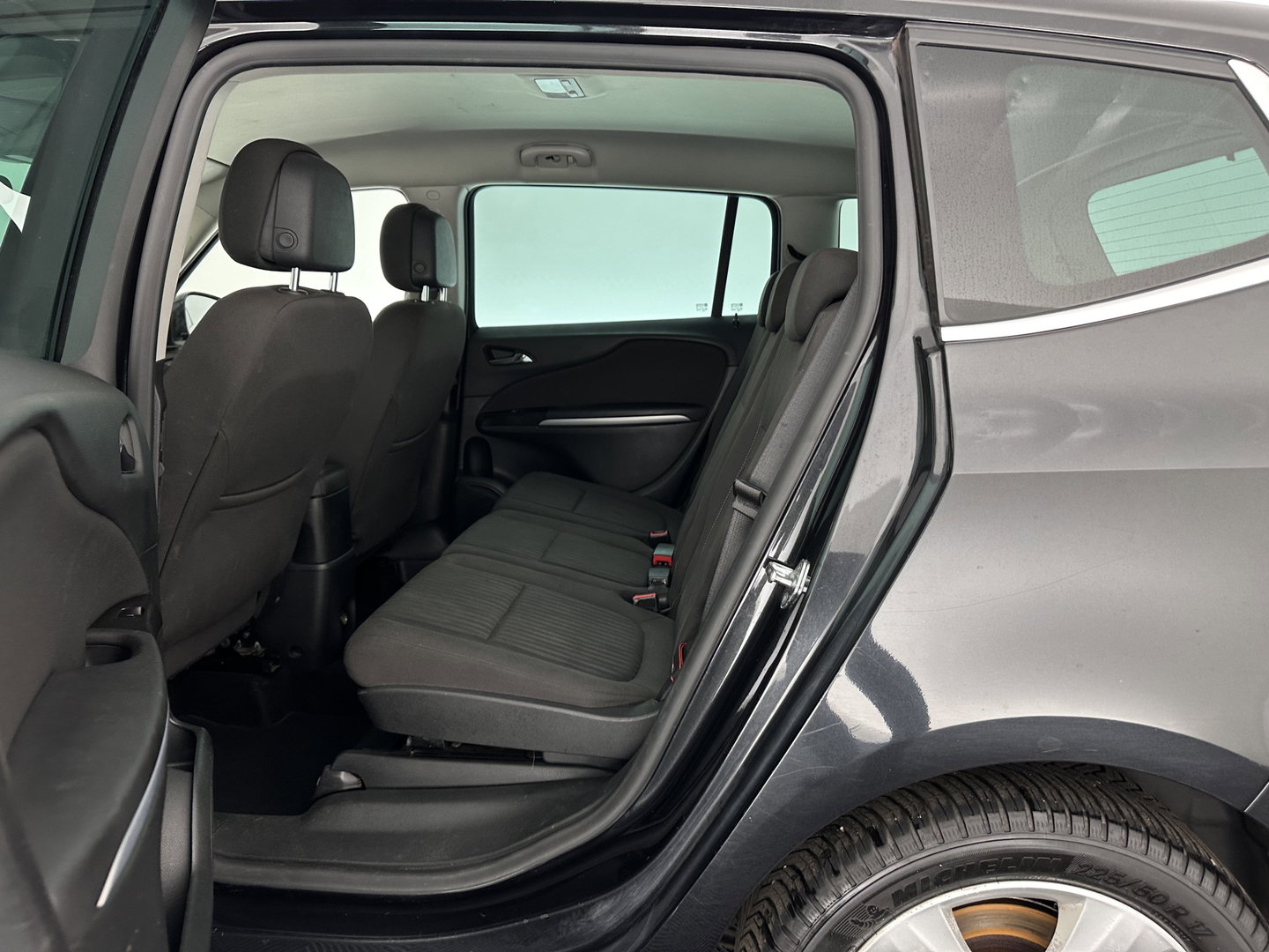 Opel Zafira Tourer 2.0 CDTI Edition *NAVI-FULLMAP | COMFORTSEATS | PRIVACYGLASS | ECC | PDC | CRUISE | 17''ALU*