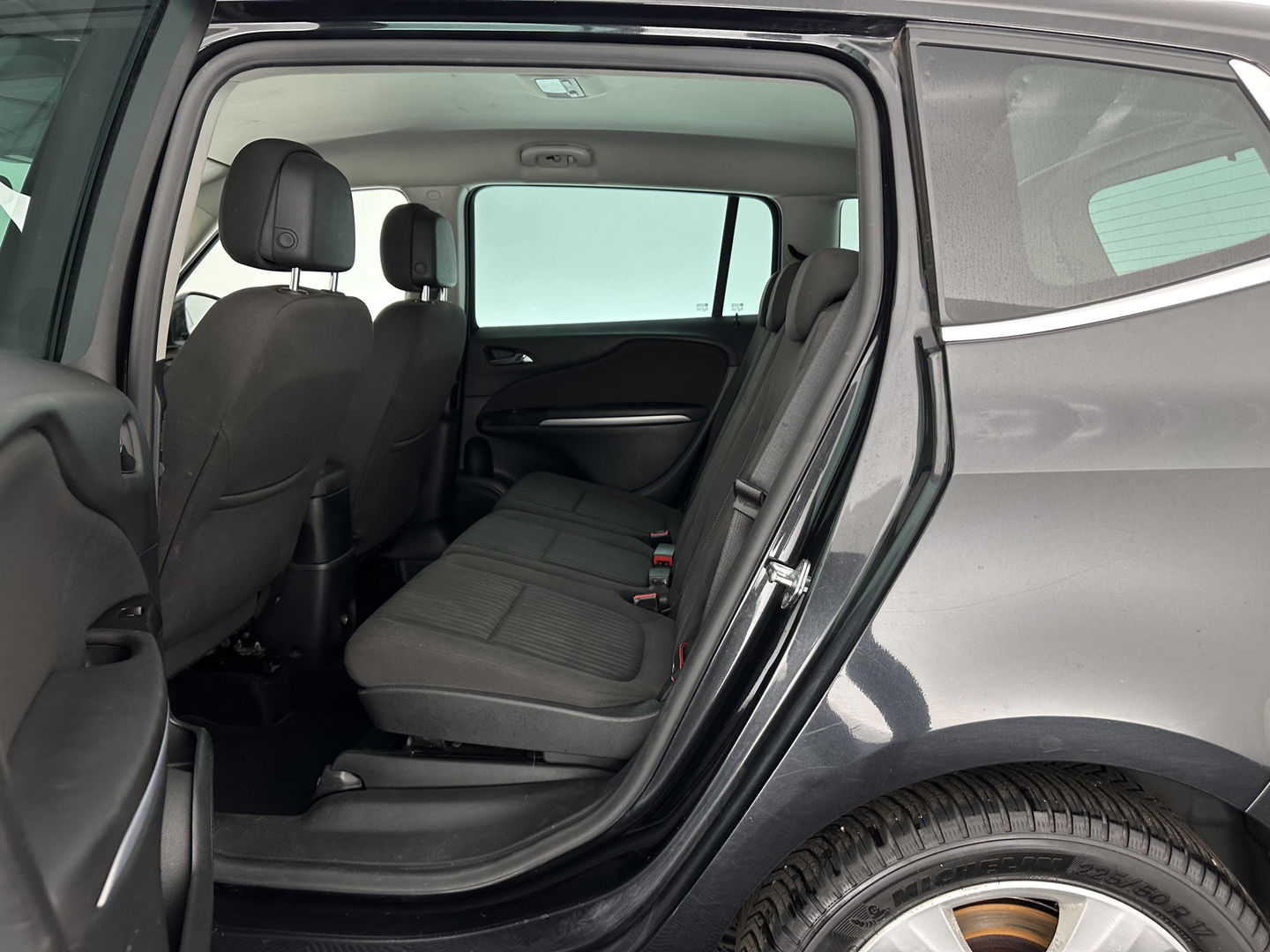 Opel Zafira Tourer 2.0 CDTI Edition *NAVI-FULLMAP | COMFORTSEATS | PRIVACYGLASS | ECC | PDC | CRUISE | 17''ALU*