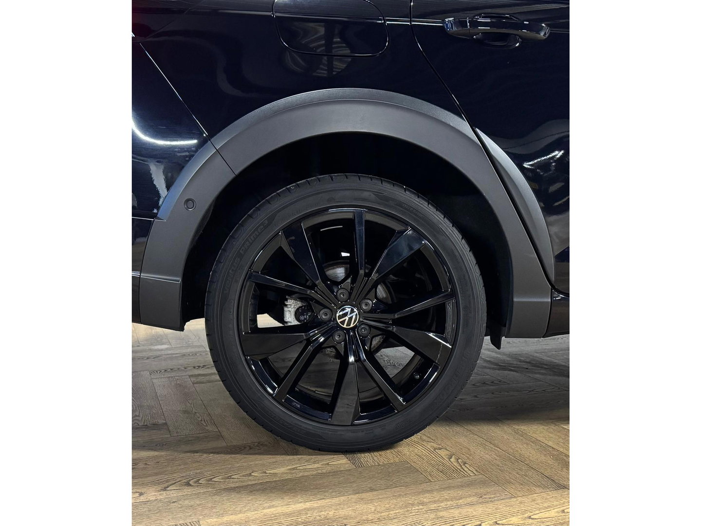 Volkswagen Taigo 1.5 TSI R-Line PANO KEYLESS BEATS CAM