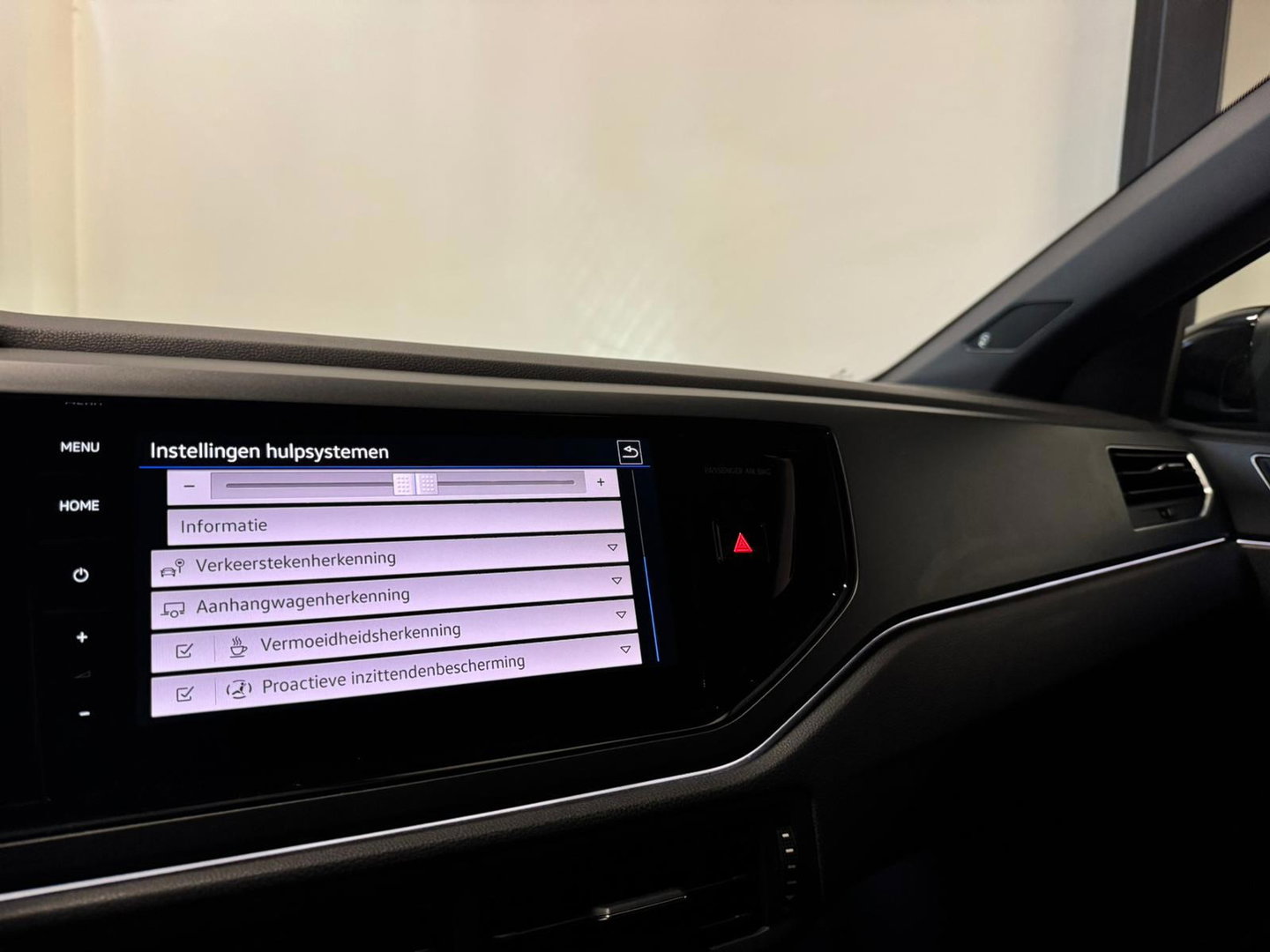 Volkswagen Taigo 1.5 TSI R-Line PANO KEYLESS BEATS CAM