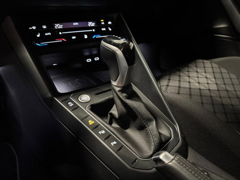 Volkswagen Taigo 1.5 TSI R-Line PANO KEYLESS BEATS CAM