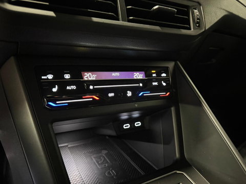 Volkswagen Taigo 1.5 TSI R-Line PANO KEYLESS BEATS CAM