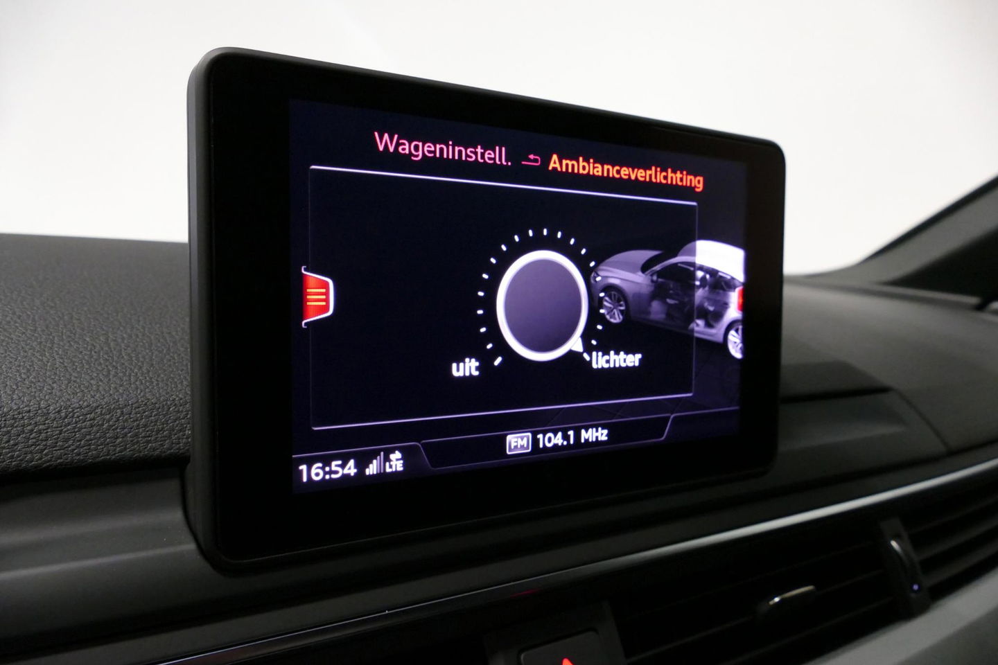 Audi A5 Sportback 2.0 TFSI MHEV Sport S-line Edition / RS5 Look diffuser / Maxton Design Bodykit V.2 / LED koplampen / 20'' LMV / Navigatie / Climatronic / Cruise Control / PDC achter / Audi Drive Select / Black Optic pakket