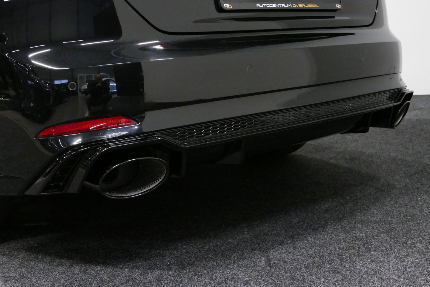 Audi A5 Sportback 2.0 TFSI MHEV Sport S-line Edition / RS5 Look diffuser / Maxton Design Bodykit V.2 / LED koplampen / 20'' LMV / Navigatie / Climatronic / Cruise Control / PDC achter / Audi Drive Select / Black Optic pakket